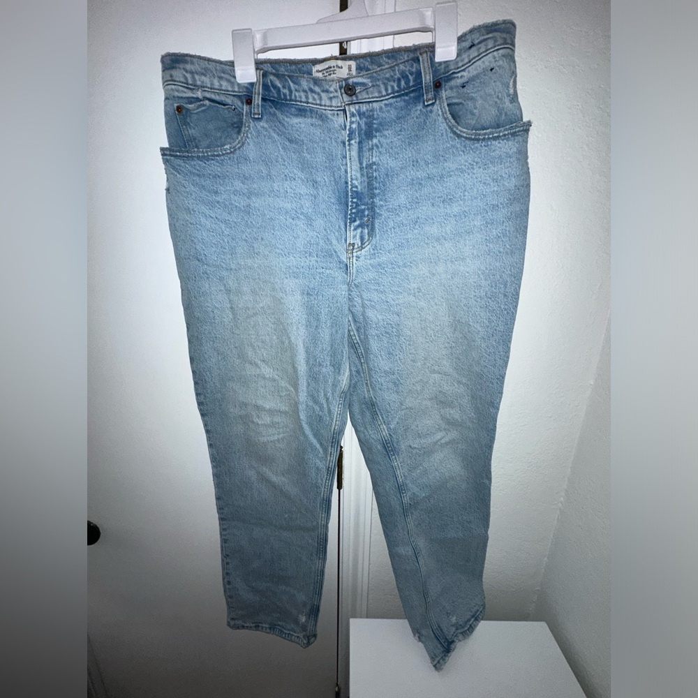 Abercrombie 90s straight ultra high rise curve love jeans